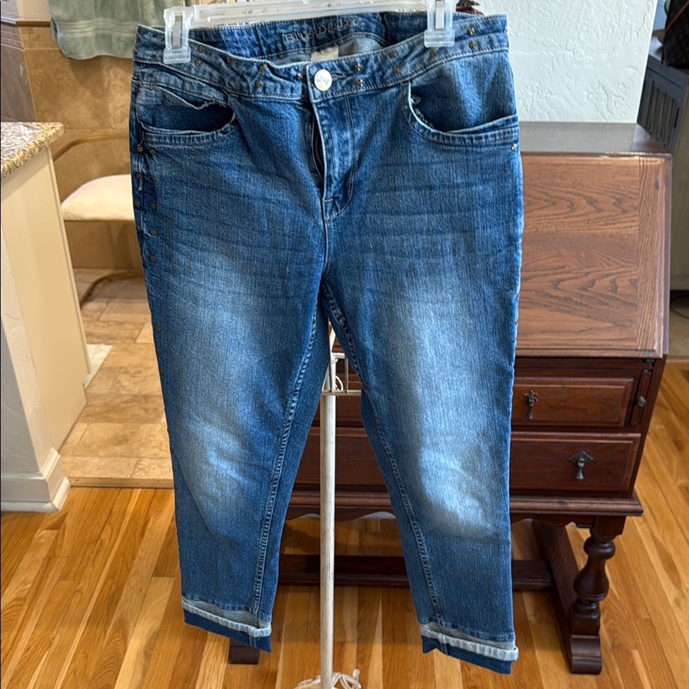 Blue desire, studded ankle, trending blue jeans